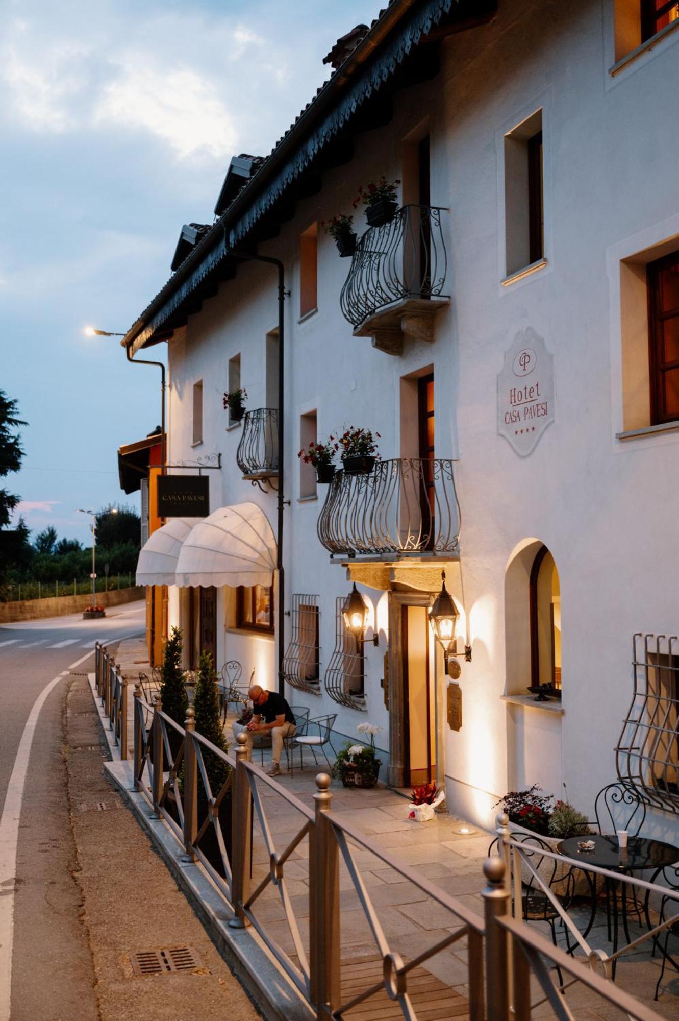 Hotel Casa Pavesi Grinzane Cavour Bagian luar foto
