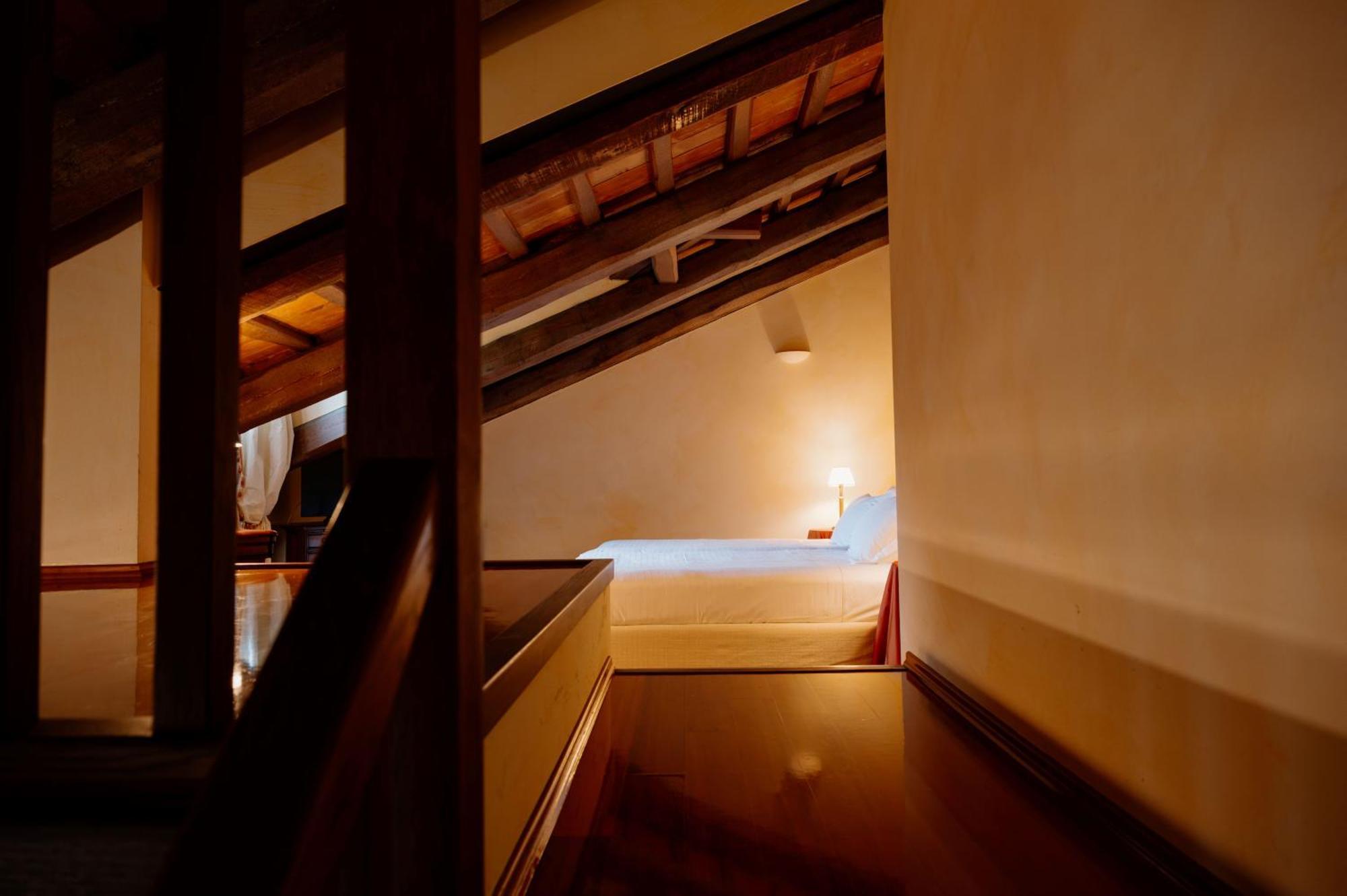 Hotel Casa Pavesi Grinzane Cavour Bagian luar foto